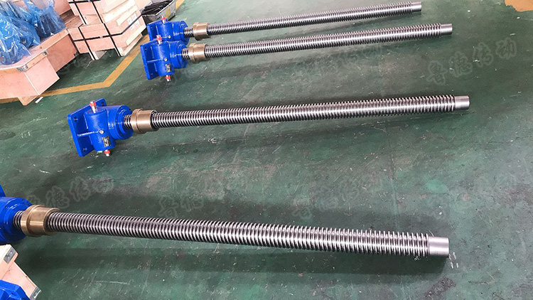 螺母<a href='/default.html'>絲桿升降機(jī)</a>